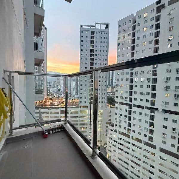 Kondominium untuk Disewa di Straits Garden Condominium - A Ee Ee - Balcony - PropertyGuru.com.my
