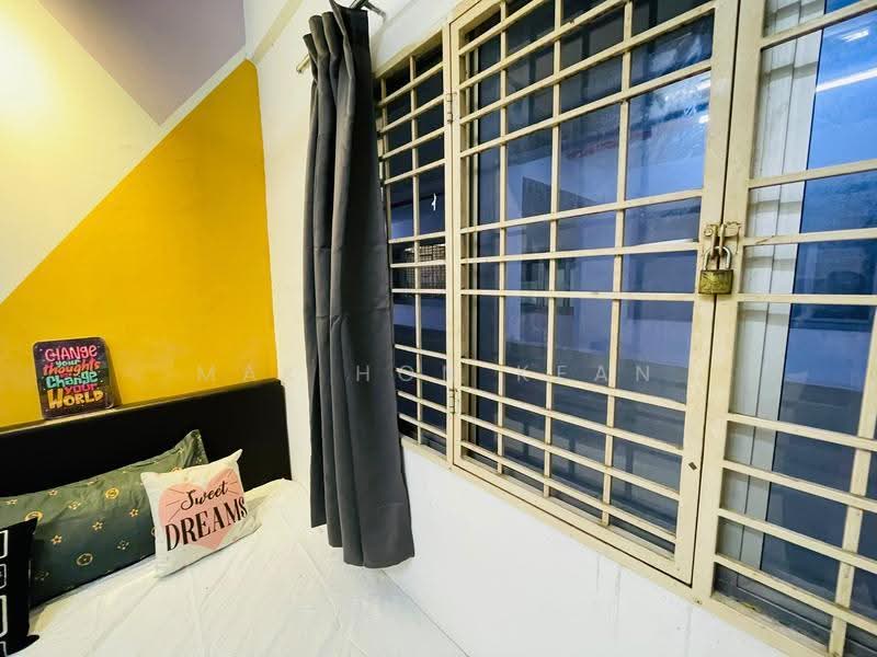 Apartment for Rent at Kemuning Aman - Mak Hon Kean - Bedroom - PropertyGuru.com.my