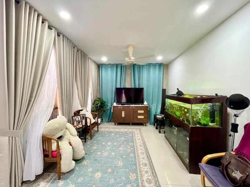 Rumah Berkembar untuk Dijual di Presint 11 (Putrajaya) - NoraFizah Gapar - Living Room - PropertyGuru.com.my