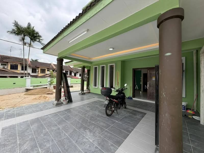 2-storey Terraced House for Sale in Bandar Seri Alam (Masai) - Nathan Chan - PropertyGuru.com.my