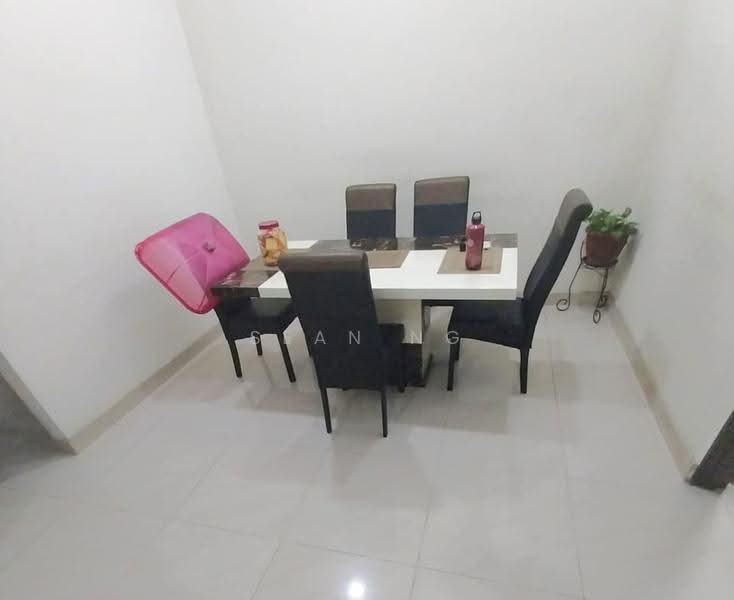 1-storey Terraced House for Sale in Kelana Jaya (Petaling Jaya) - Sean Ng - Dining Room - PropertyGuru.com.my