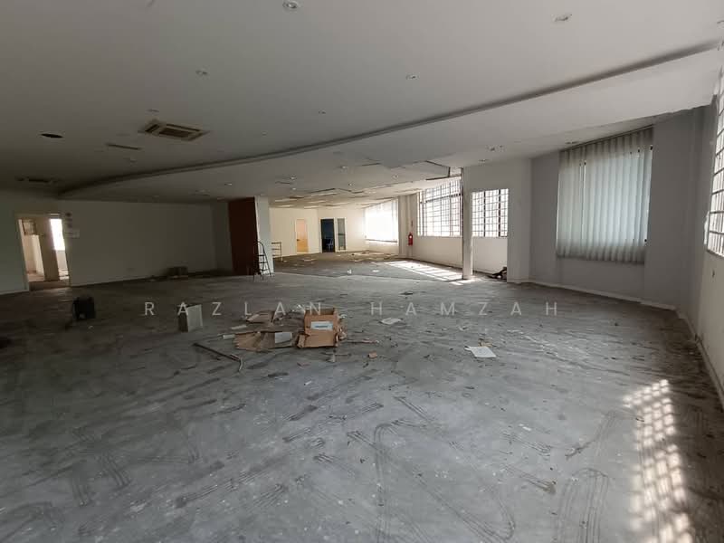 Shop / Office for Rent in Bandar Baru Sungai Buloh (Sungai Buloh) - Razlan Hamzah - Interior - PropertyGuru.com.my