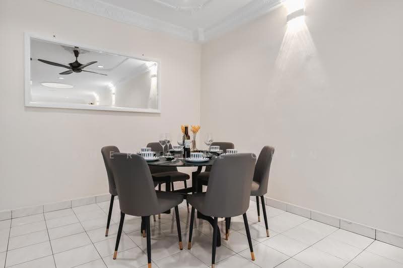 Rumah Teres 2-Tingkat untuk Disewa di Happy Garden (Kuchai Lama) - Shermaine Chan - Dining Room - PropertyGuru.com.my