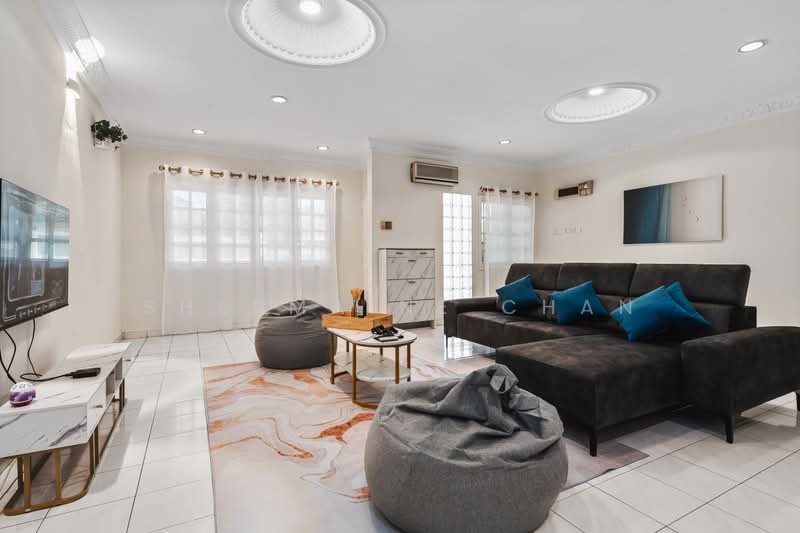 Rumah Teres 2-Tingkat untuk Disewa di Happy Garden (Kuchai Lama) - Shermaine Chan - Living Room - PropertyGuru.com.my