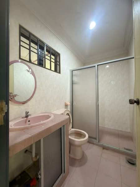 Rumah Berkembar untuk Dijual di Ayer Keroh (Melaka) - Ramona Tan - Bathroom - PropertyGuru.com.my