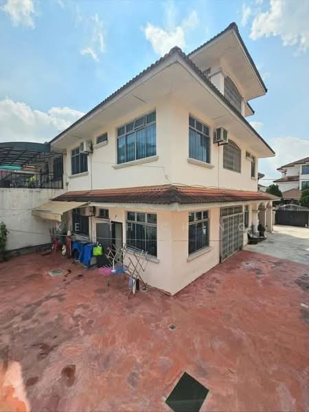 3-storey Terraced House for Sale in Taman Bukit Jaya (Ulu Tiram) - Keith Ching - Exterior - PropertyGuru.com.my