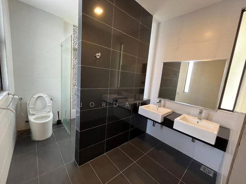 2-storey Terraced House for Rent in East Ledang (Iskandar Puteri (Nusajaya)) - Jordan . - Bathroom - PropertyGuru.com.my