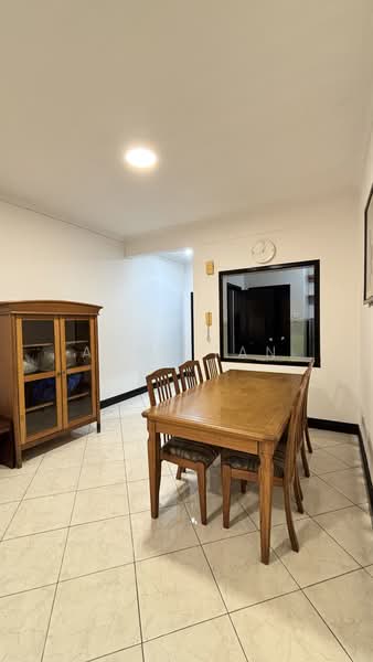 Condominium for Rent at Marina Court Resort Condominium - Abby Tan - Dining Room - PropertyGuru.com.my