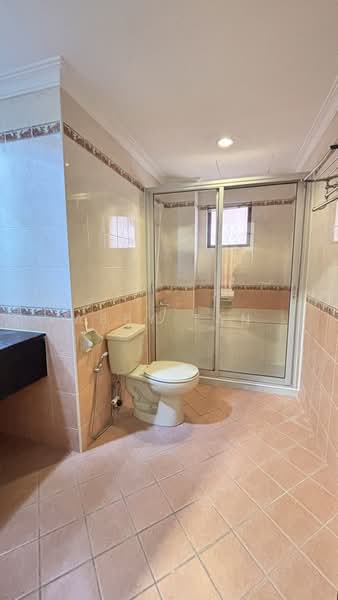 Condominium for Rent at Marina Court Resort Condominium - Abby Tan - Bathroom - PropertyGuru.com.my