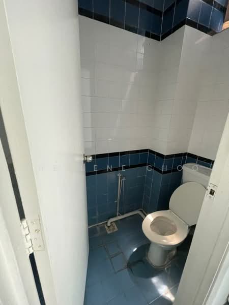 Shop / Office untuk Disewa di Bayan Lepas (Penang) - Sherlene Choo - Bathroom - PropertyGuru.com.my