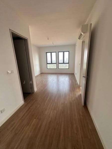 Kediaman Servis untuk Dijual di The Pulse Residence - Jayden Tan - Interior - PropertyGuru.com.my