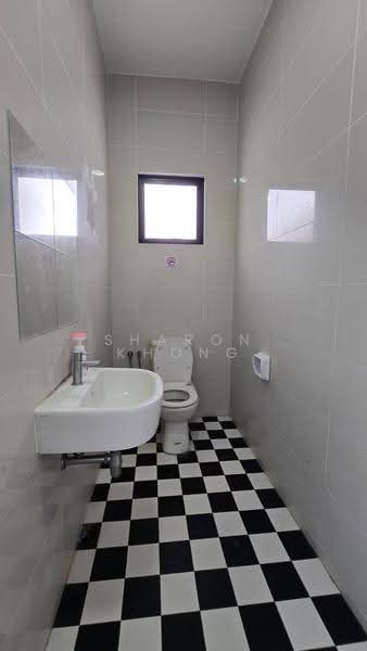 Shop for Rent in Eco Majestic (Semenyih) - Sharon Khong - Bathroom - PropertyGuru.com.my