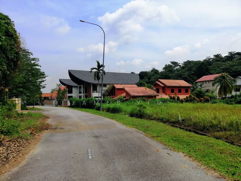 Residential Land for Sale in Saujana Utama (Selangor) - James Yim - Neighbour 2 - PropertyGuru.com.my