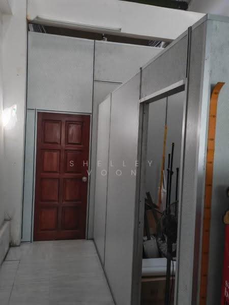 Shop / Office untuk Disewa di George Town (Penang) - Shelley Voon - Corridor - PropertyGuru.com.my