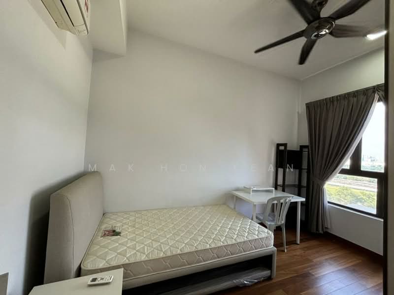 Kondominium untuk Disewa di Park Villa - Mak Hon Kean - Bedroom - PropertyGuru.com.my