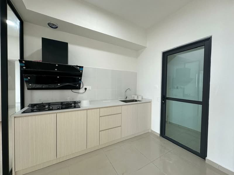 Kondominium untuk Disewa di Ideal Venice Residency - Elaine Lee - Kitchen - PropertyGuru.com.my