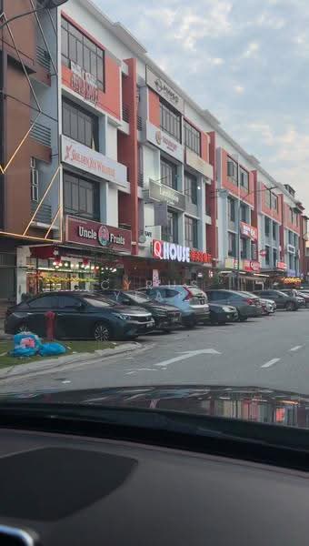 Shop / Office untuk Disewa di Bandar Baru Permas Jaya (Permas Jaya) - Cyrus Yeap - Exterior - PropertyGuru.com.my