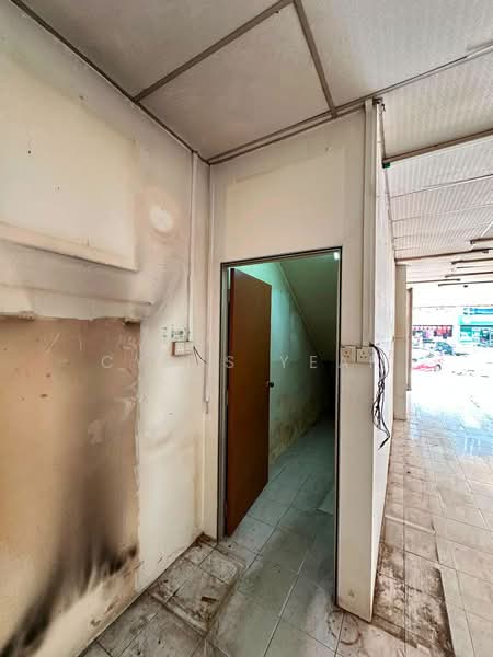Shop / Office untuk Disewa di Bandar Baru Permas Jaya (Permas Jaya) - Cyrus Yeap - Interior - PropertyGuru.com.my