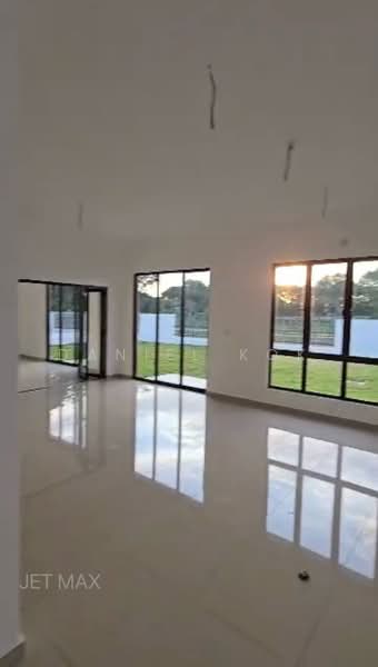 2-storey Terraced House for Sale in Setia Indah 9 (Setia Alam) - Daniel Kok - Living Room - PropertyGuru.com.my