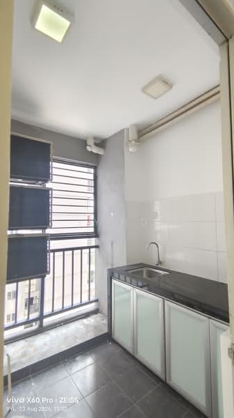 Kediaman Servis untuk Dijual di Maxim Residences - YY Lo - Kitchen - PropertyGuru.com.my