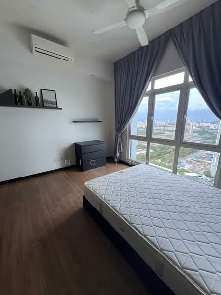 Kediaman Servis untuk Disewa di Eco Sky - Nic Low - Bedroom - PropertyGuru.com.my