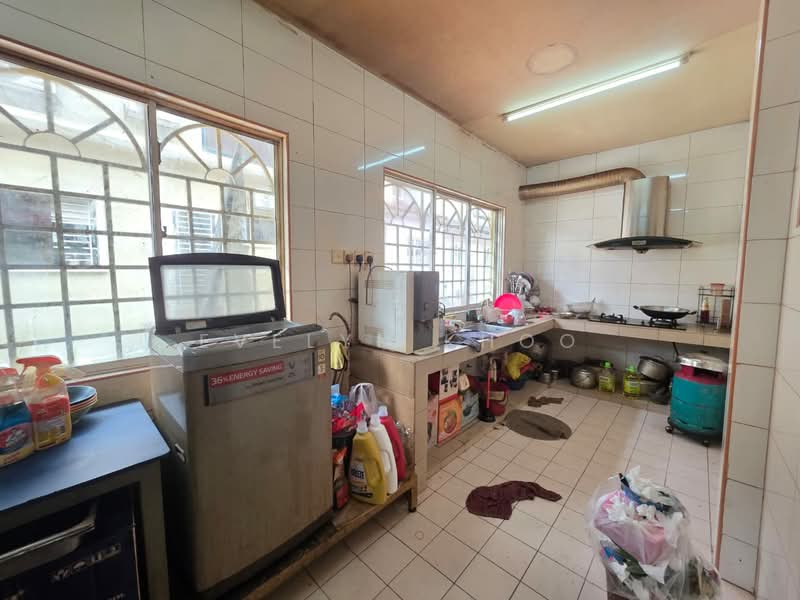 Rumah Teres 2-Tingkat untuk Dijual di Desa Coalfields (Sungai Buloh) - Evelyn Khoo - Kitchen - PropertyGuru.com.my
