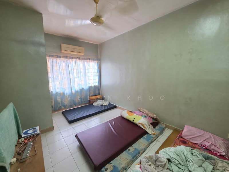 Rumah Teres 2-Tingkat untuk Dijual di Desa Coalfields (Sungai Buloh) - Evelyn Khoo - Bedroom - PropertyGuru.com.my
