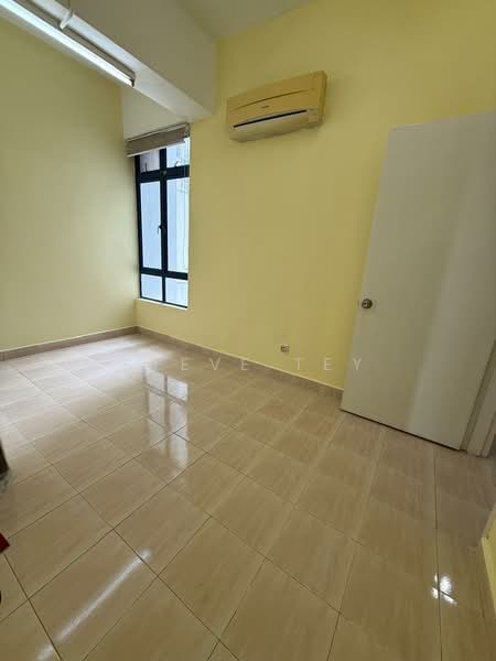 Pangsapuri untuk Dijual di Aster Court - Steve Tey - Interior - PropertyGuru.com.my