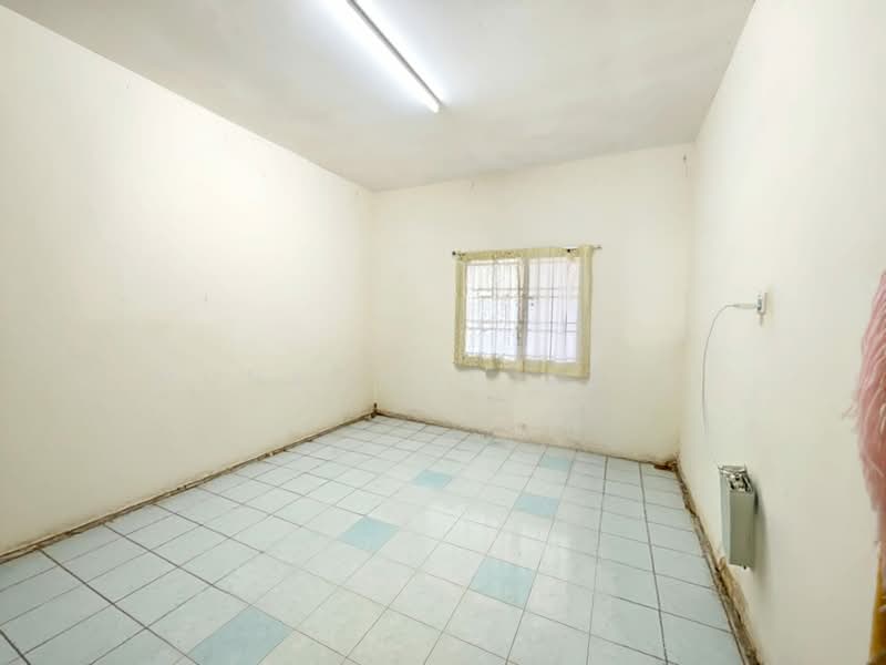 Rumah Berkembar untuk Dijual di Kampung Chengal Lempong (Sungai Karang) - Mohammad Azizi - PropertyGuru.com.my