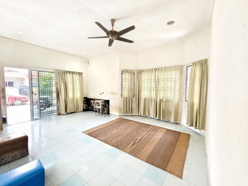 Rumah Berkembar untuk Dijual di Kampung Chengal Lempong (Sungai Karang) - Mohammad Azizi - PropertyGuru.com.my