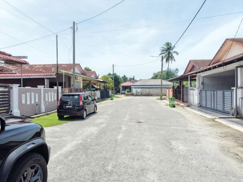 Rumah Berkembar untuk Dijual di Kampung Chengal Lempong (Sungai Karang) - Mohammad Azizi - PropertyGuru.com.my