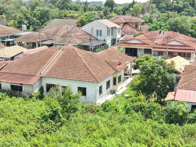Rumah Berkembar untuk Dijual di Kampung Chengal Lempong (Sungai Karang) - Mohammad Azizi - PropertyGuru.com.my