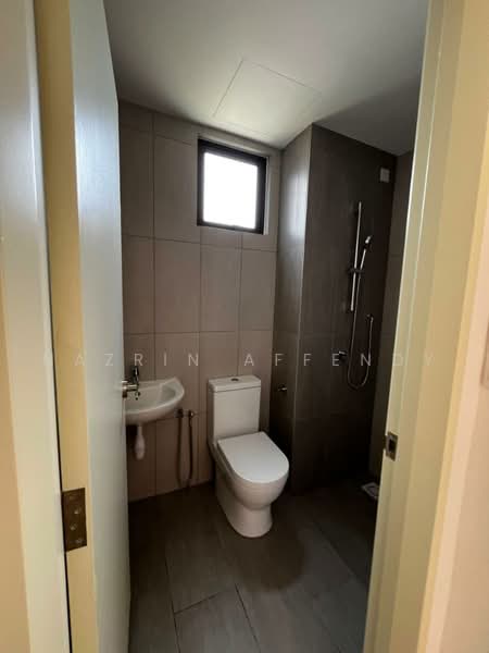 Kediaman Servis untuk Disewa di Residensi Dian II - Nazrin Affendy - Bathroom - PropertyGuru.com.my