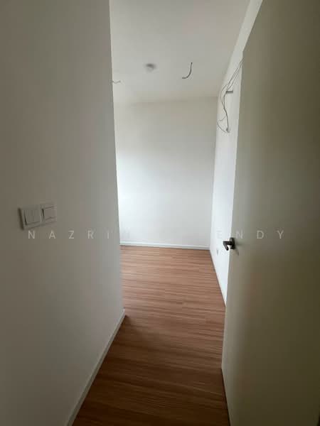 Kediaman Servis untuk Disewa di Residensi Dian II - Nazrin Affendy - Corridor - PropertyGuru.com.my