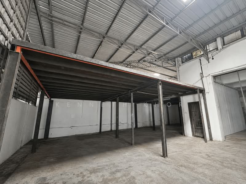 Semi-D Factory for Rent in Taman Bukit Mewah (Tampoi) - Kenneth Khor - Interior - PropertyGuru.com.my
