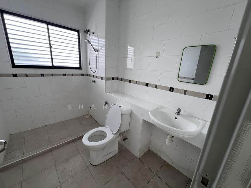2-storey Terraced House for Sale in Taman Cheras Vista (Cheras) - Shanny Tan - Bathroom - PropertyGuru.com.my