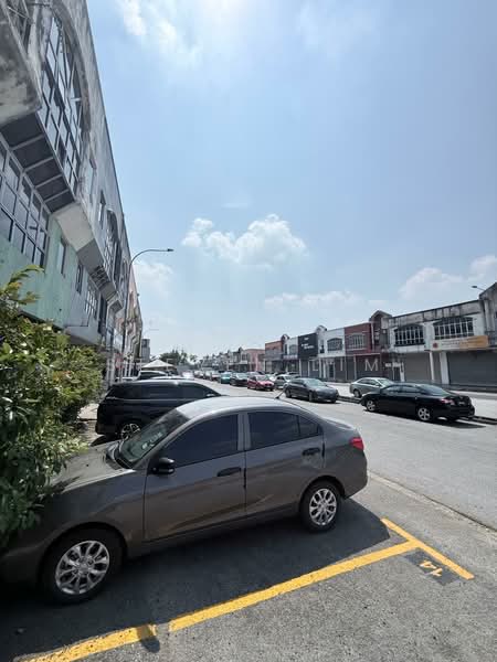 Shop for Rent in Subang (Selangor) - Steven Lim - Exterior - PropertyGuru.com.my