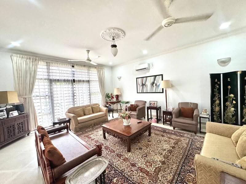Bungalow House untuk Dijual di Kampung Tunku (Petaling Jaya) - Adzura Zamedin - Living Room - PropertyGuru.com.my