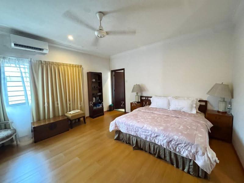 Bungalow House untuk Dijual di Kampung Tunku (Petaling Jaya) - Adzura Zamedin - Bedroom - PropertyGuru.com.my