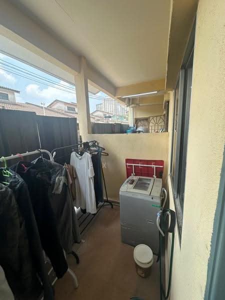 Rumah Teres 2.5-Tingkat untuk Dijual di Kajang (Selangor) - Alex Lee - Balcony - PropertyGuru.com.my