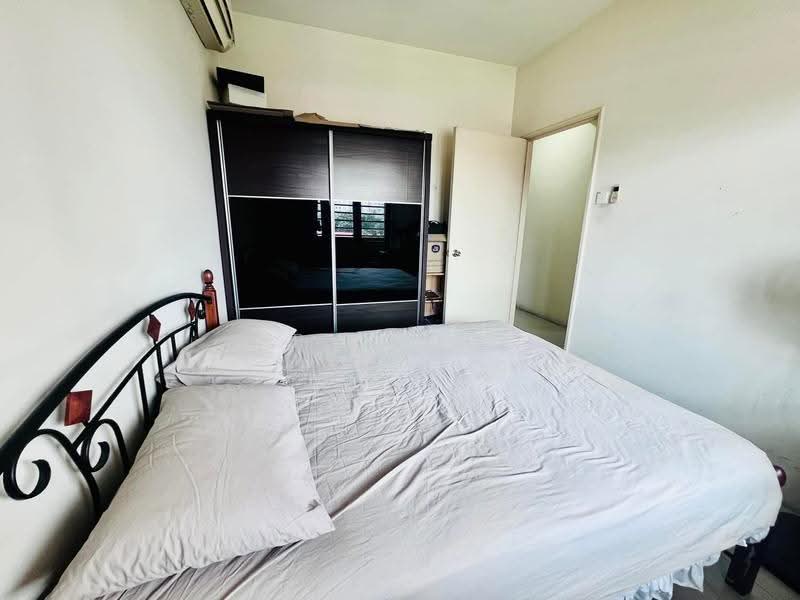 Apartment for Rent at Larkin Residence (Phase One) - PY Loo - Bedroom - PropertyGuru.com.my