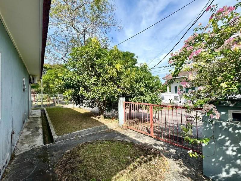 Bungalow House for Sale in Kota Perdana (Seri Kembangan) - Adzura Zamedin - Exterior - PropertyGuru.com.my
