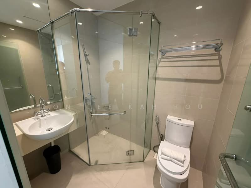 Condominium for Sale at Brunsfield EmbassyView - Don Lee Kah Hou - Bathroom - PropertyGuru.com.my