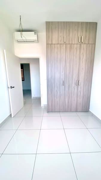 Kediaman Servis untuk Disewa di Parc 3 - Kew . - Interior - PropertyGuru.com.my