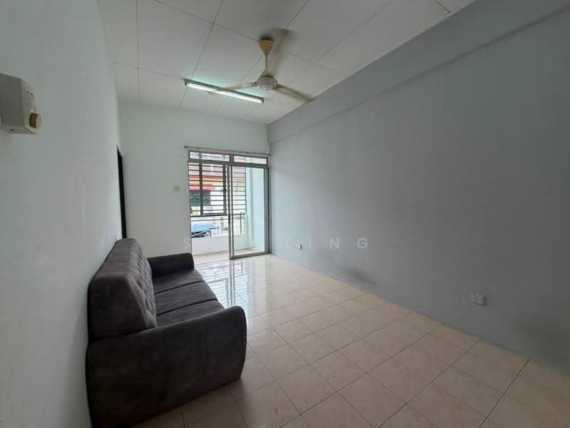 Terraced House for Sale in Taman Sri Putri (Kulai) - Shu Ying - Living Room - PropertyGuru.com.my