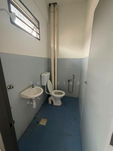 Terraced House for Sale in Taman Sri Putri (Kulai) - Shu Ying - Bathroom - PropertyGuru.com.my