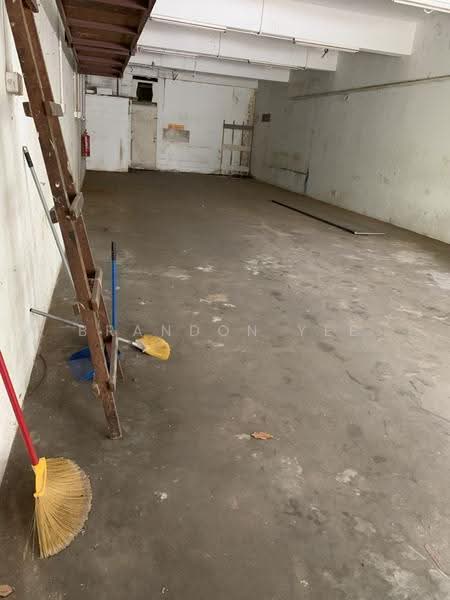 Factory for Rent in Taman Perindustrian Bukit Serdang (Seri Kembangan) - Brandon Yee - Interior - PropertyGuru.com.my