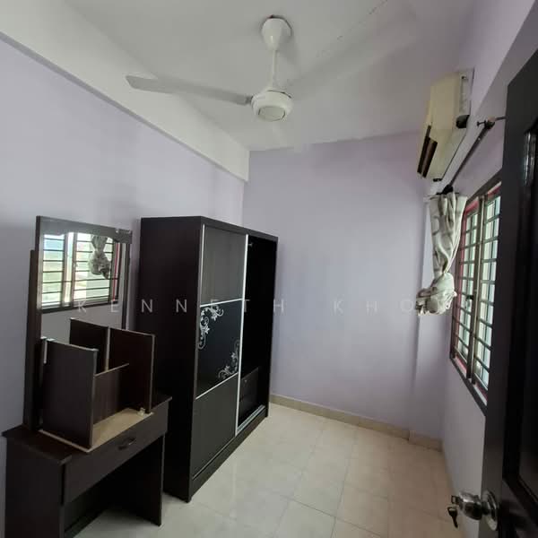 Apartment for Rent at Bayu Puteri 3 - Kenneth Khor - Bedroom - PropertyGuru.com.my