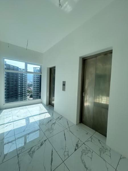 Kondominium untuk Dijual di QuayWest Residence - Ben Lee - Corridor - PropertyGuru.com.my