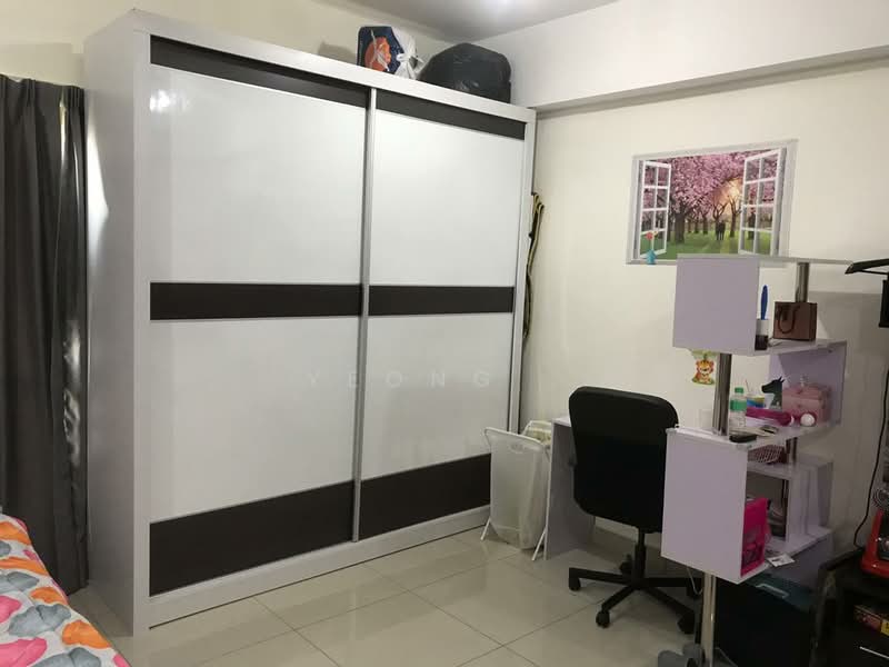 Kediaman Servis untuk Dijual di HYVE - Yeong . - Bedroom - PropertyGuru.com.my